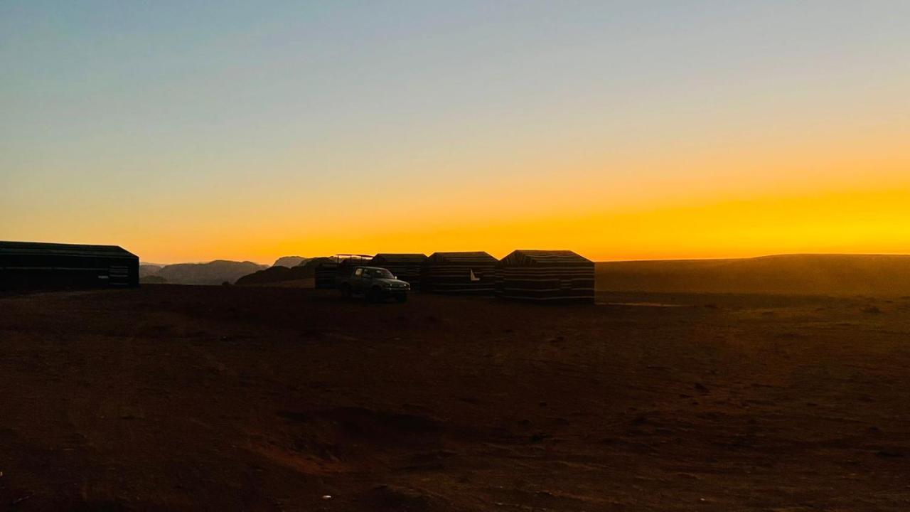 Hotel Stars Life Camp-Tour Wadi Rum Zewnętrze zdjęcie