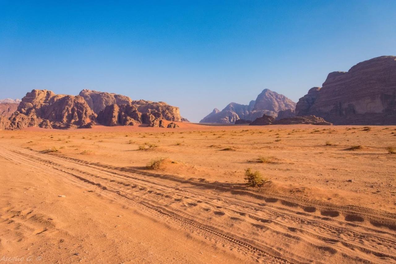Hotel Stars Life Camp-Tour Wadi Rum Zewnętrze zdjęcie